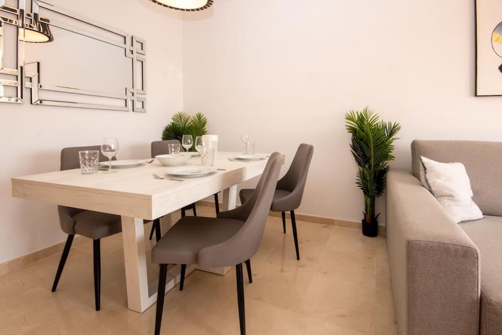 Ferienwohnung Penthouse With Roof Terrace, Bbq, Pool- And Sea Views Buenas Noches Exterior foto