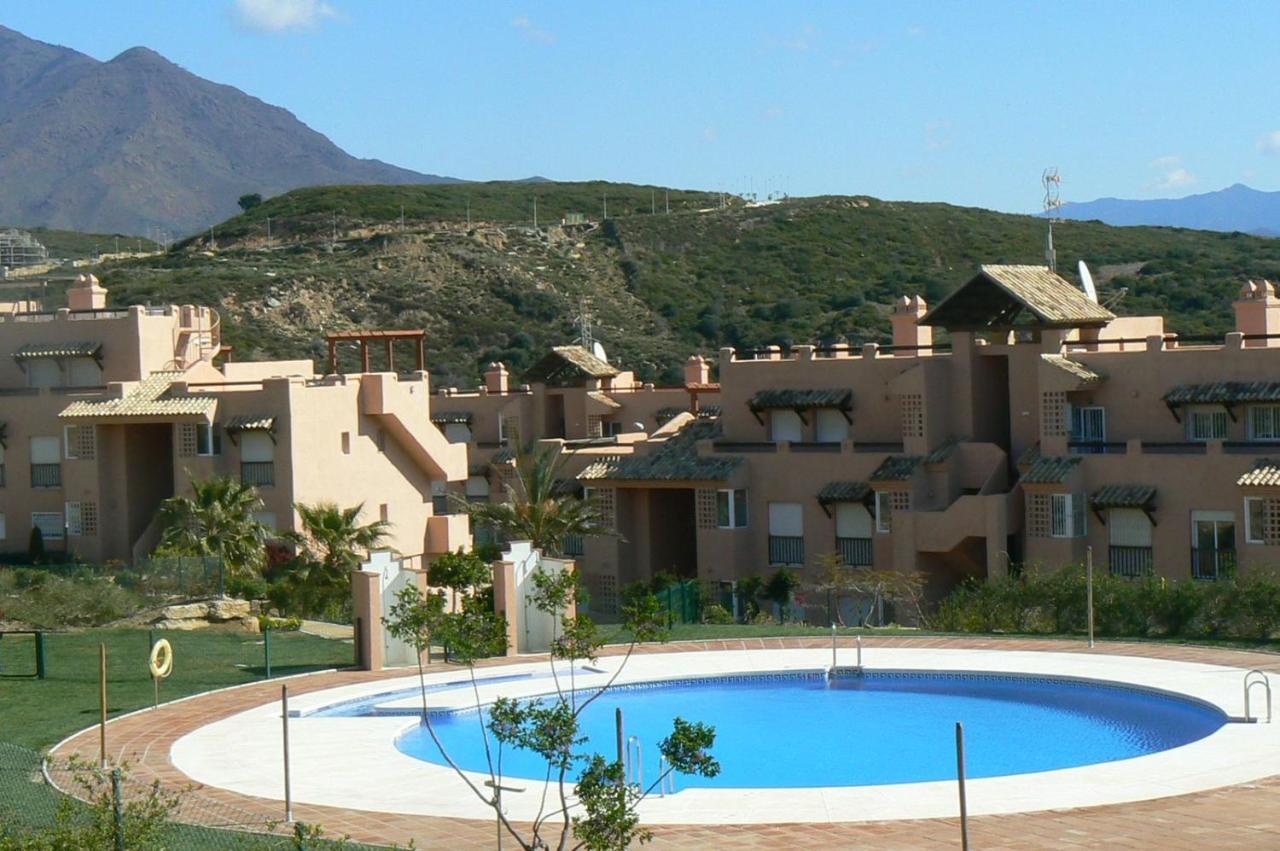 Ferienwohnung Penthouse With Roof Terrace, Bbq, Pool- And Sea Views Buenas Noches Exterior foto